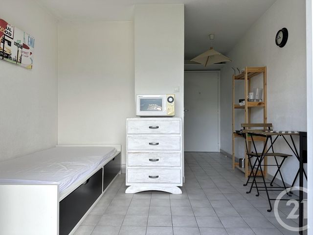 Appartement Studio à vendre - 1 pièce - 16.0 m2 - GRENOBLE - 38 - RHONE-ALPES - Century 21 Immobilier Du Palais