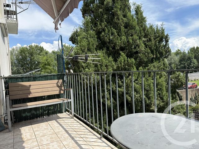 Appartement T2 à vendre - 2 pièces - 60.73 m2 - FONTAINE - 38 - RHONE-ALPES - Century 21 Immobilier Du Palais