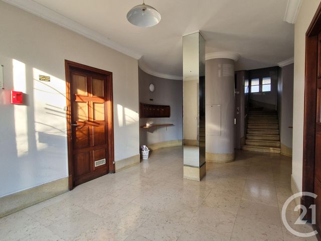 Appartement F1 à vendre - 1 pièce - 25.7 m2 - GRENOBLE - 38 - RHONE-ALPES - Century 21 Immobilier Du Palais