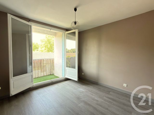 Appartement T3 à vendre - 3 pièces - 43.04 m2 - GRENOBLE - 38 - RHONE-ALPES - Century 21 Immobilier Du Palais