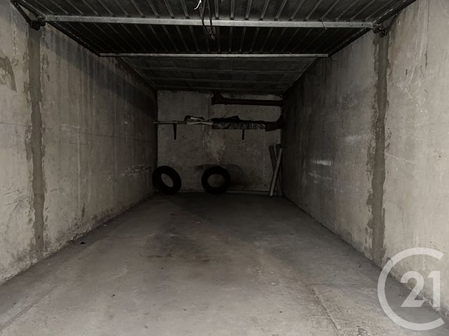 parking à vendre - 12.76 m2 - GRENOBLE - 38 - RHONE-ALPES - Century 21 Immobilier Du Palais