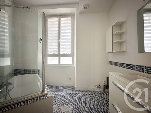 Appartement T3 à vendre - 3 pièces - 76.0 m2 - GRENOBLE - 38 - RHONE-ALPES - Century 21 Immobilier Du Palais