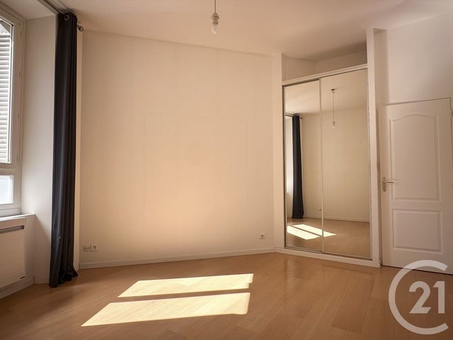 Appartement T3 à vendre - 3 pièces - 76.0 m2 - GRENOBLE - 38 - RHONE-ALPES - Century 21 Immobilier Du Palais