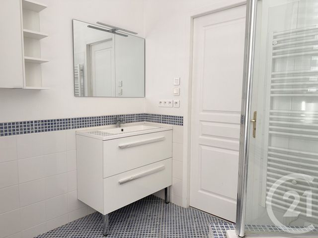 Appartement T3 à vendre - 3 pièces - 76.0 m2 - GRENOBLE - 38 - RHONE-ALPES - Century 21 Immobilier Du Palais