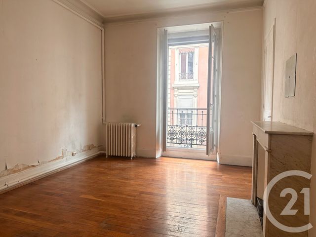 Appartement T3 à vendre - 4 pièces - 60.79 m2 - GRENOBLE - 38 - RHONE-ALPES - Century 21 Immobilier Du Palais