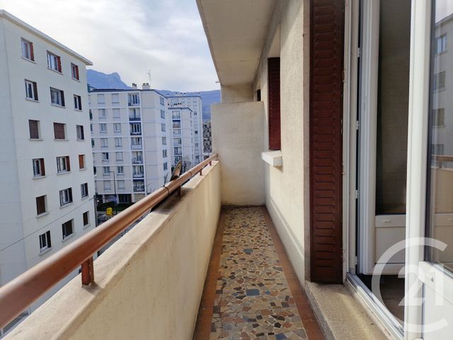 Appartement T4 à vendre - 4 pièces - 64.2 m2 - GRENOBLE - 38 - RHONE-ALPES - Century 21 Immobilier Du Palais