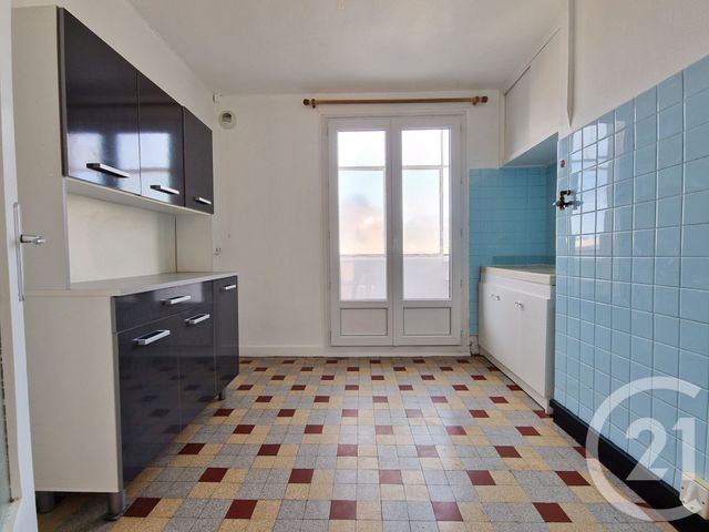 Appartement T4 à vendre - 4 pièces - 64.2 m2 - GRENOBLE - 38 - RHONE-ALPES - Century 21 Immobilier Du Palais