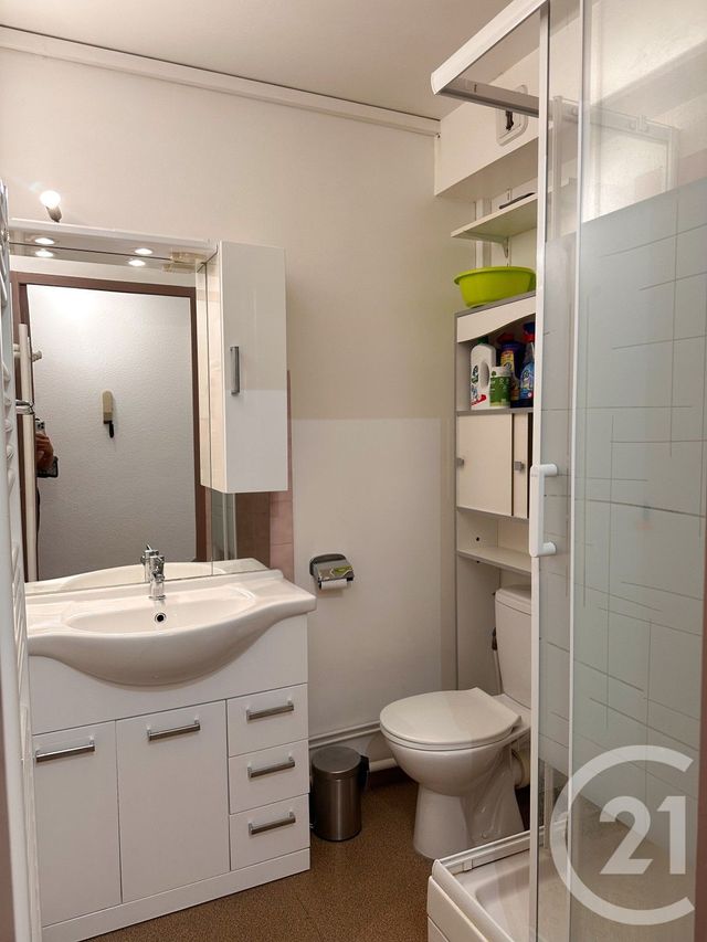 Appartement Studio à vendre - 1 pièce - 18.0 m2 - GRENOBLE - 38 - RHONE-ALPES - Century 21 Immobilier Du Palais