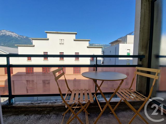 Appartement Studio à vendre - 1 pièce - 18.35 m2 - GRENOBLE - 38 - RHONE-ALPES - Century 21 Immobilier Du Palais