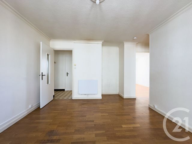 Appartement T4 à vendre - 4 pièces - 61.44 m2 - GRENOBLE - 38 - RHONE-ALPES - Century 21 Immobilier Du Palais