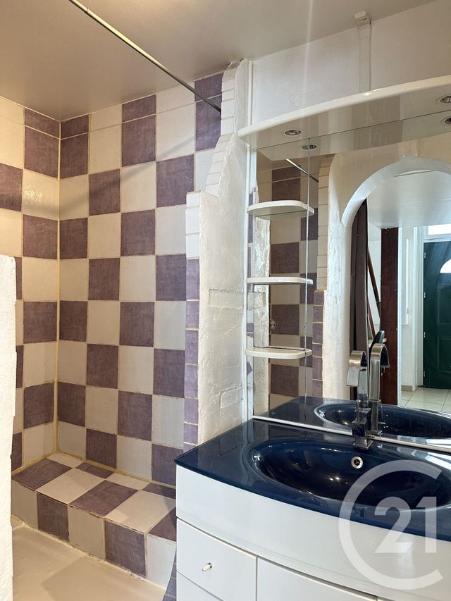 Appartement Duplex à vendre - 2 pièces - 36.04 m2 - GRENOBLE - 38 - RHONE-ALPES - Century 21 Immobilier Du Palais