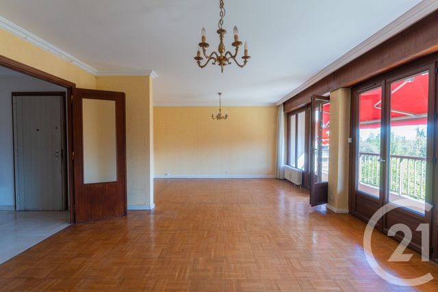 Appartement T4 à vendre - 4 pièces - 93.83 m2 - ECHIROLLES - 38 - RHONE-ALPES - Century 21 Immobilier Du Palais