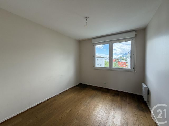 Appartement T4 à vendre - 4 pièces - 85.0 m2 - GRENOBLE - 38 - RHONE-ALPES - Century 21 Immobilier Du Palais