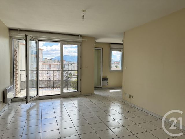 Appartement T4 à vendre - 4 pièces - 85.0 m2 - GRENOBLE - 38 - RHONE-ALPES - Century 21 Immobilier Du Palais