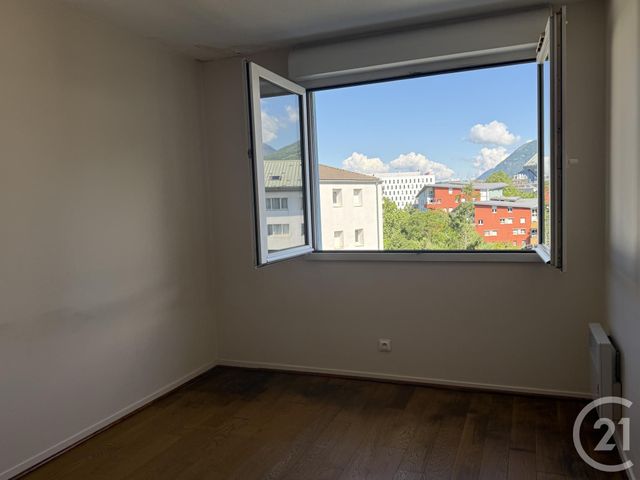Appartement T4 à vendre - 4 pièces - 85.0 m2 - GRENOBLE - 38 - RHONE-ALPES - Century 21 Immobilier Du Palais