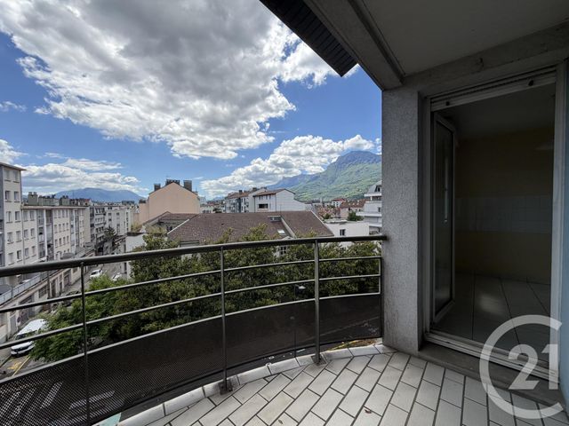 Appartement T4 à vendre - 4 pièces - 85.0 m2 - GRENOBLE - 38 - RHONE-ALPES - Century 21 Immobilier Du Palais