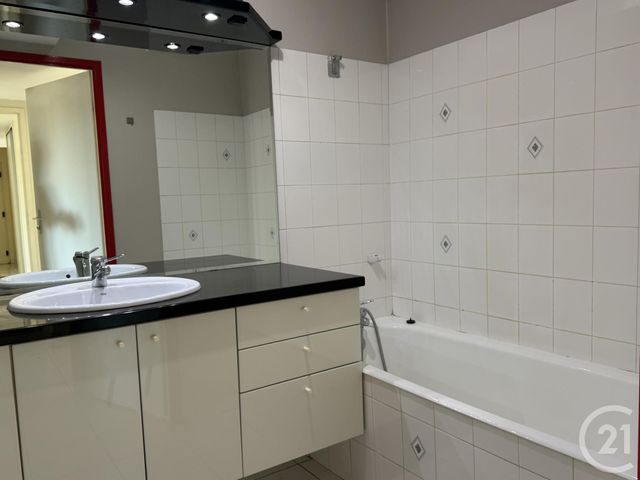 Appartement T4 à vendre - 4 pièces - 85.0 m2 - GRENOBLE - 38 - RHONE-ALPES - Century 21 Immobilier Du Palais