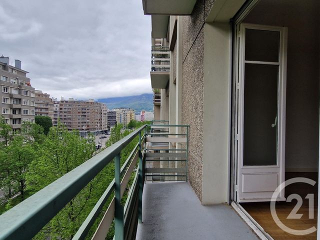 Appartement F1 à louer - 1 pièce - 37.58 m2 - GRENOBLE - 38 - RHONE-ALPES - Century 21 Immobilier Du Palais