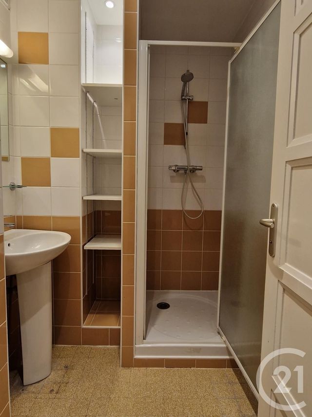 Appartement F1 à louer - 1 pièce - 37.58 m2 - GRENOBLE - 38 - RHONE-ALPES - Century 21 Immobilier Du Palais