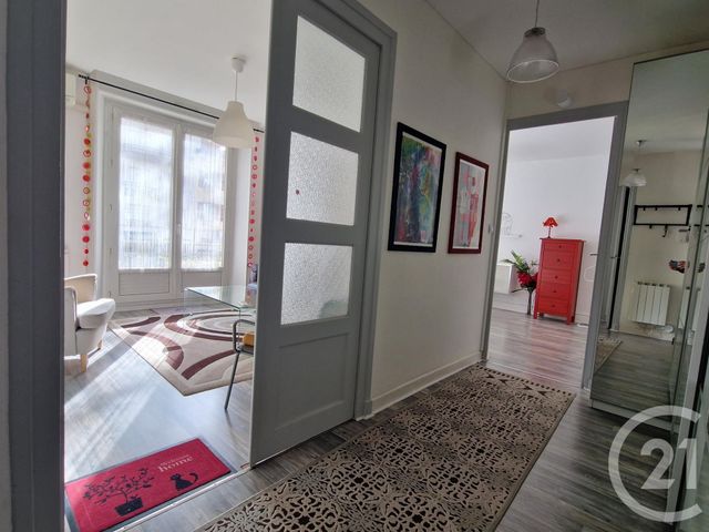 Appartement T2 à vendre - 2 pièces - 48.0 m2 - GRENOBLE - 38 - RHONE-ALPES - Century 21 Immobilier Du Palais
