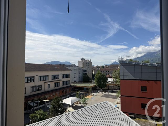 Appartement T3 à vendre - 3 pièces - 61.32 m2 - GRENOBLE - 38 - RHONE-ALPES - Century 21 Immobilier Du Palais