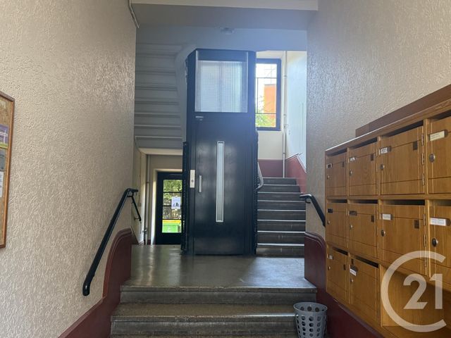 Appartement T3 à vendre - 3 pièces - 61.32 m2 - GRENOBLE - 38 - RHONE-ALPES - Century 21 Immobilier Du Palais