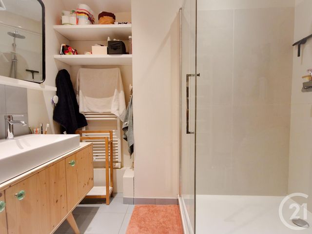 Appartement F3 à vendre - 3 pièces - 72.39 m2 - GRENOBLE - 38 - RHONE-ALPES - Century 21 Immobilier Du Palais