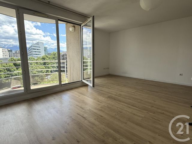 Appartement T2 à vendre - 2 pièces - 51.78 m2 - GRENOBLE - 38 - RHONE-ALPES - Century 21 Immobilier Du Palais