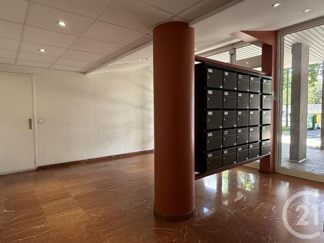 Appartement T2 à vendre - 2 pièces - 51.78 m2 - GRENOBLE - 38 - RHONE-ALPES - Century 21 Immobilier Du Palais