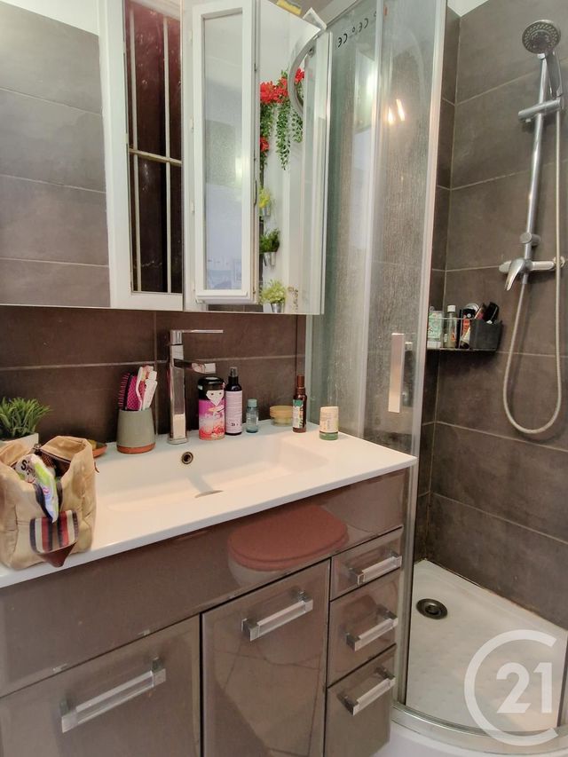 Appartement F2 à vendre - 2 pièces - 48.0 m2 - GRENOBLE - 38 - RHONE-ALPES - Century 21 Immobilier Du Palais