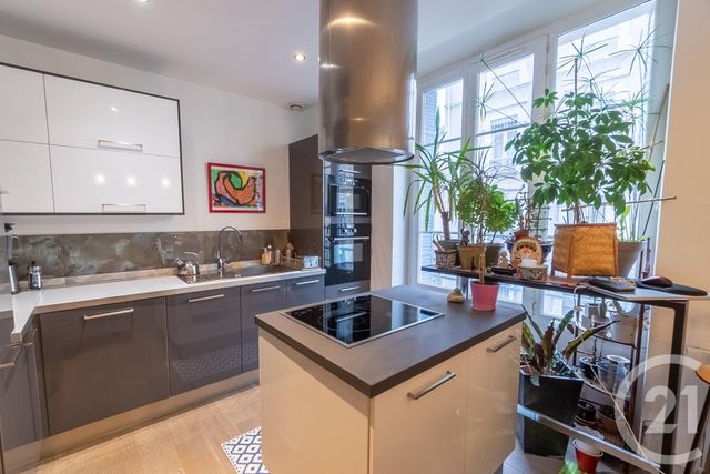 Appartement T3 à vendre - 3 pièces - 71.0 m2 - GRENOBLE - 38 - RHONE-ALPES - Century 21 Immobilier Du Palais
