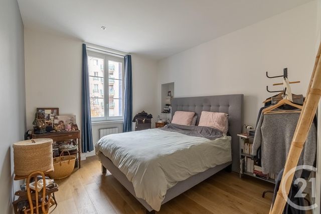 Appartement T3 à vendre - 3 pièces - 71.0 m2 - GRENOBLE - 38 - RHONE-ALPES - Century 21 Immobilier Du Palais