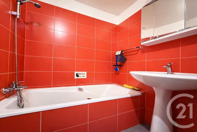 Appartement F4 à vendre - 4 pièces - 117.62 m2 - SEYSSINET PARISET - 38 - RHONE-ALPES - Century 21 Immobilier Du Palais