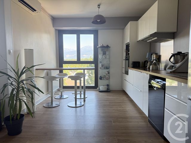 Appartement T3 à vendre - 3 pièces - 76.5 m2 - GRENOBLE - 38 - RHONE-ALPES - Century 21 Immobilier Du Palais