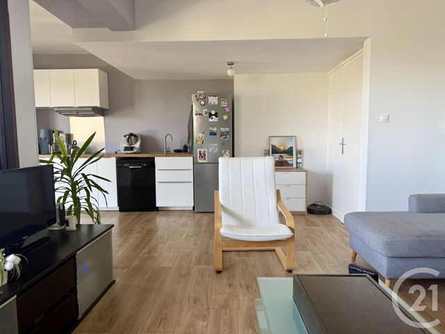 Appartement T3 à vendre - 3 pièces - 76.5 m2 - GRENOBLE - 38 - RHONE-ALPES - Century 21 Immobilier Du Palais