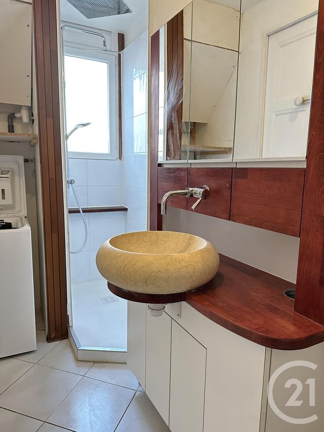 Appartement T3 à louer - 3 pièces - 57.66 m2 - GRENOBLE - 38 - RHONE-ALPES - Century 21 Immobilier Du Palais