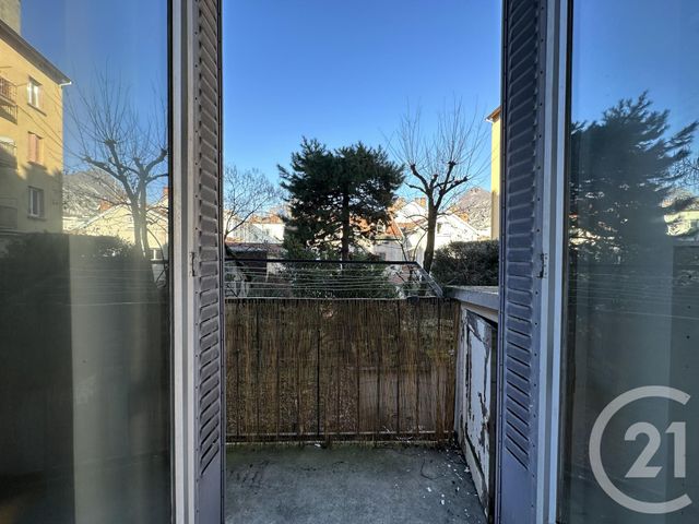 Appartement T3 à louer - 3 pièces - 57.66 m2 - GRENOBLE - 38 - RHONE-ALPES - Century 21 Immobilier Du Palais
