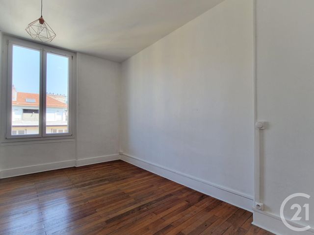 Appartement T2 à vendre - 2 pièces - 29.4 m2 - GRENOBLE - 38 - RHONE-ALPES - Century 21 Immobilier Du Palais
