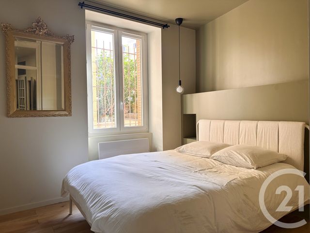 Appartement T2 à louer - 2 pièces - 38.11 m2 - GRENOBLE - 38 - RHONE-ALPES - Century 21 Immobilier Du Palais