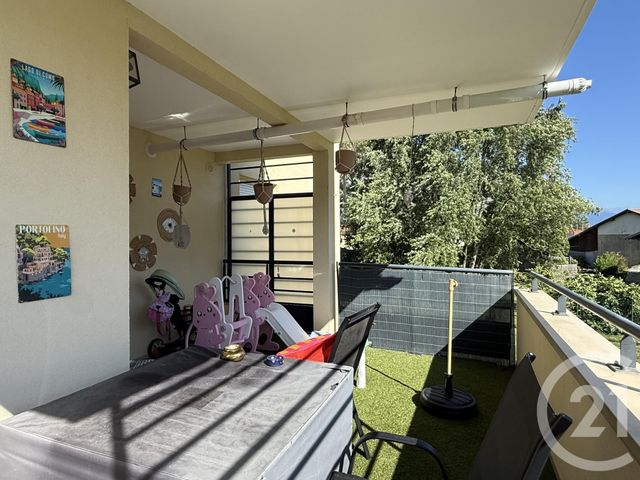 Appartement T3 à vendre - 3 pièces - 63.59 m2 - FONTANIL CORNILLON - 38 - RHONE-ALPES - Century 21 Immobilier Du Palais