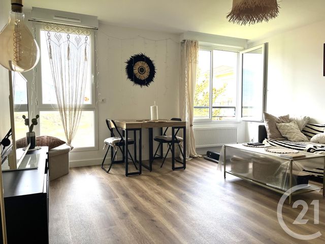 Appartement T3 à vendre - 3 pièces - 63.59 m2 - FONTANIL CORNILLON - 38 - RHONE-ALPES - Century 21 Immobilier Du Palais