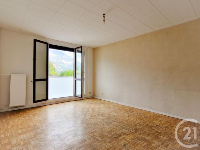 Appartement F2 à vendre - 2 pièces - 50.73 m2 - FONTAINE - 38 - RHONE-ALPES - Century 21 Immobilier Du Palais