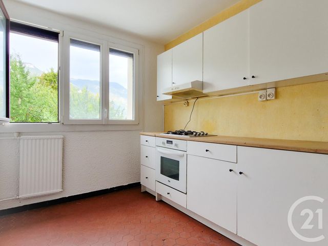 Appartement F2 à vendre - 2 pièces - 50.73 m2 - FONTAINE - 38 - RHONE-ALPES - Century 21 Immobilier Du Palais