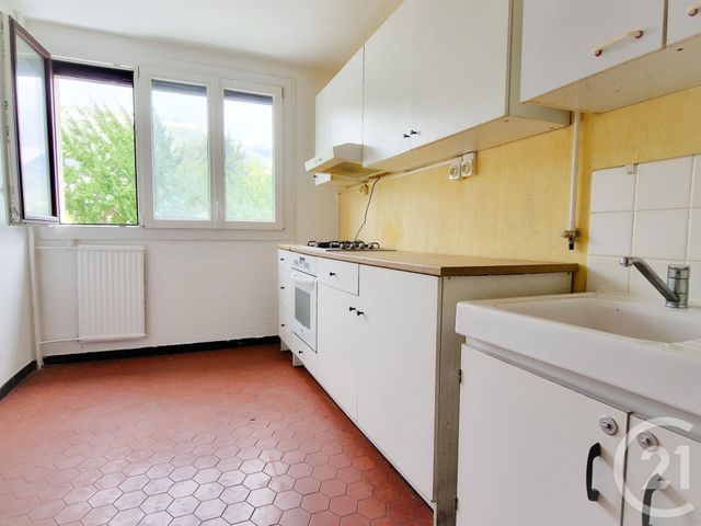 Appartement F2 à vendre - 2 pièces - 50.73 m2 - FONTAINE - 38 - RHONE-ALPES - Century 21 Immobilier Du Palais