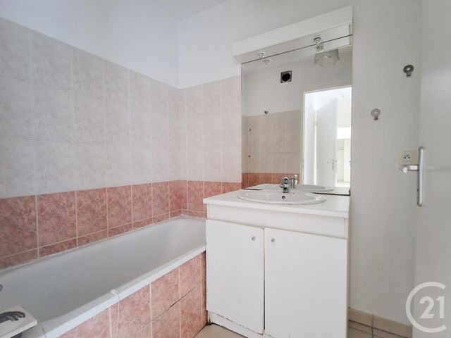 Appartement F3 à vendre - 3 pièces - 63.69 m2 - GRENOBLE - 38 - RHONE-ALPES - Century 21 Immobilier Du Palais