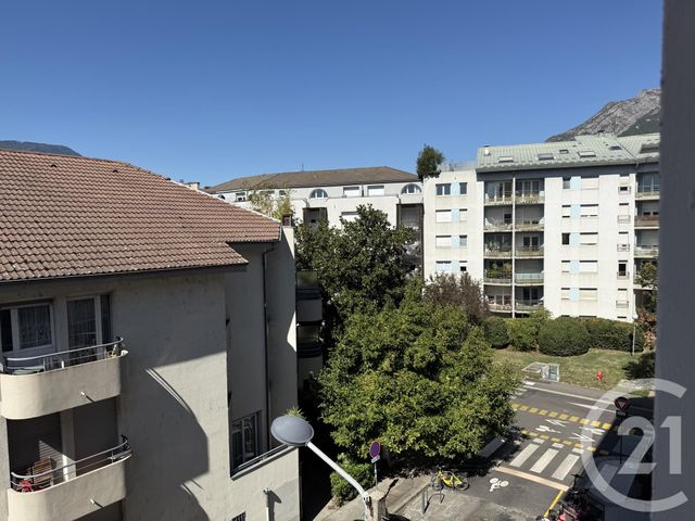 Appartement T3 à vendre - 3 pièces - 57.0 m2 - GRENOBLE - 38 - RHONE-ALPES - Century 21 Immobilier Du Palais
