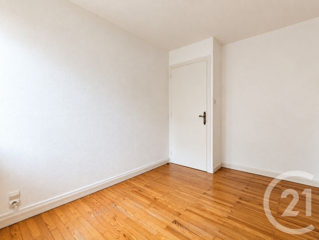 Appartement T4 à vendre - 4 pièces - 61.44 m2 - GRENOBLE - 38 - RHONE-ALPES - Century 21 Immobilier Du Palais