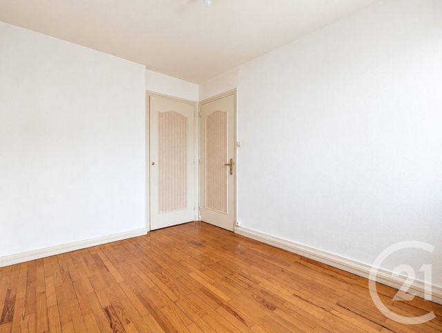 Appartement T4 à vendre - 4 pièces - 61.44 m2 - GRENOBLE - 38 - RHONE-ALPES - Century 21 Immobilier Du Palais