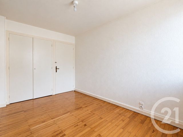 Appartement T4 à vendre - 4 pièces - 61.44 m2 - GRENOBLE - 38 - RHONE-ALPES - Century 21 Immobilier Du Palais