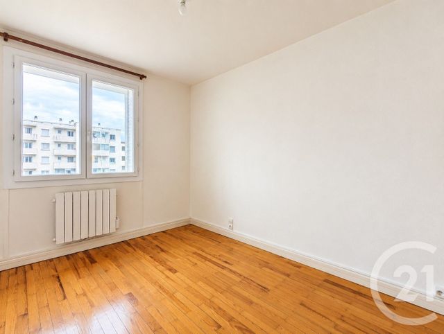 Appartement T4 à vendre - 4 pièces - 61.44 m2 - GRENOBLE - 38 - RHONE-ALPES - Century 21 Immobilier Du Palais